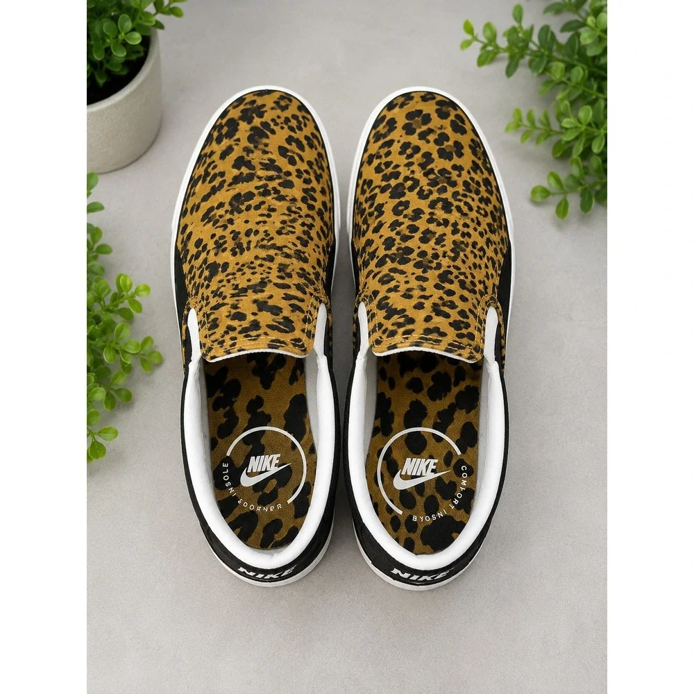 Nike Court Legacy slipon sneakers 8.5
